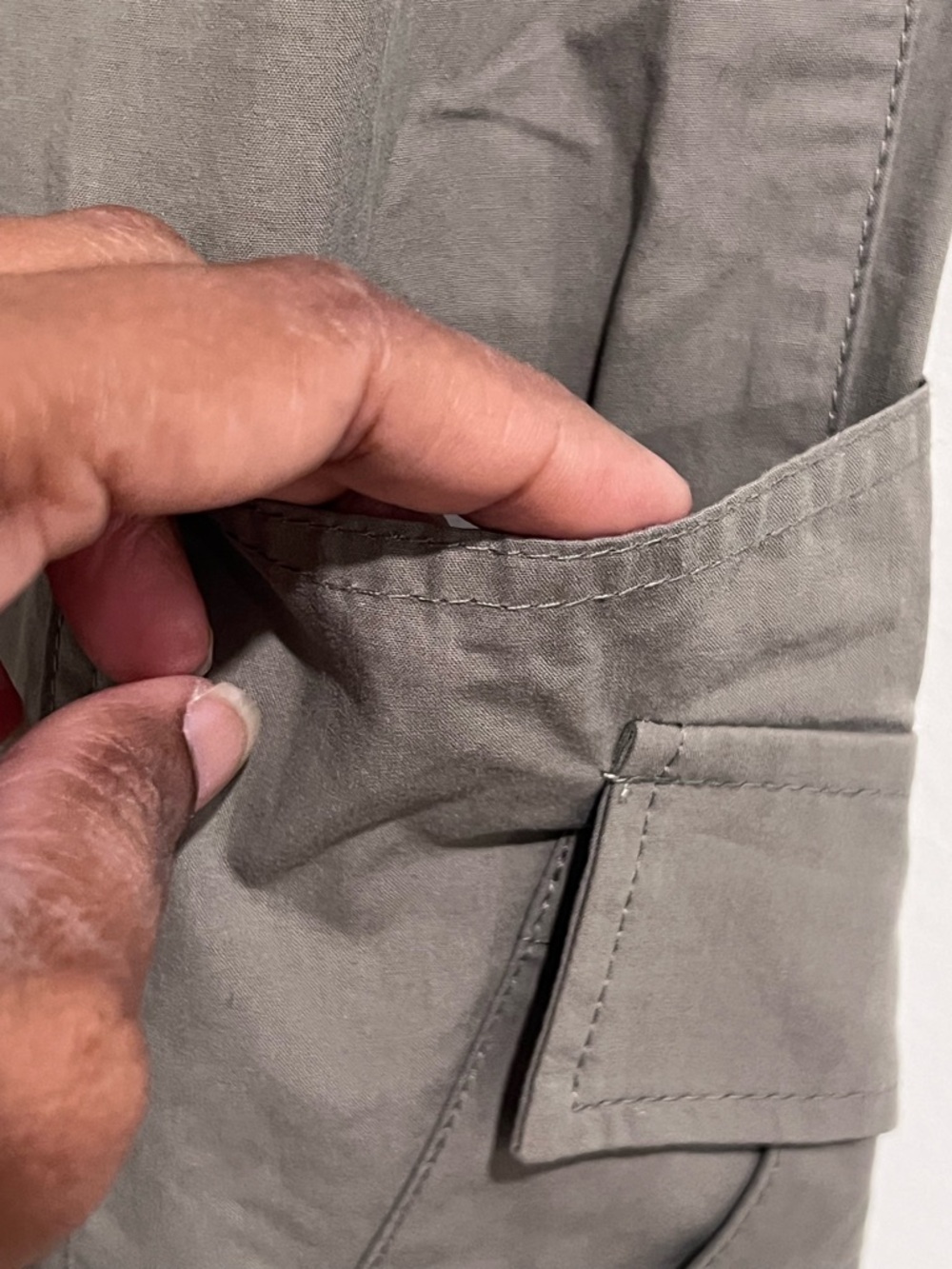 NWT Elodie Low Rise Cotton Cargo Pants in Olive Green - Picture 12 of 13